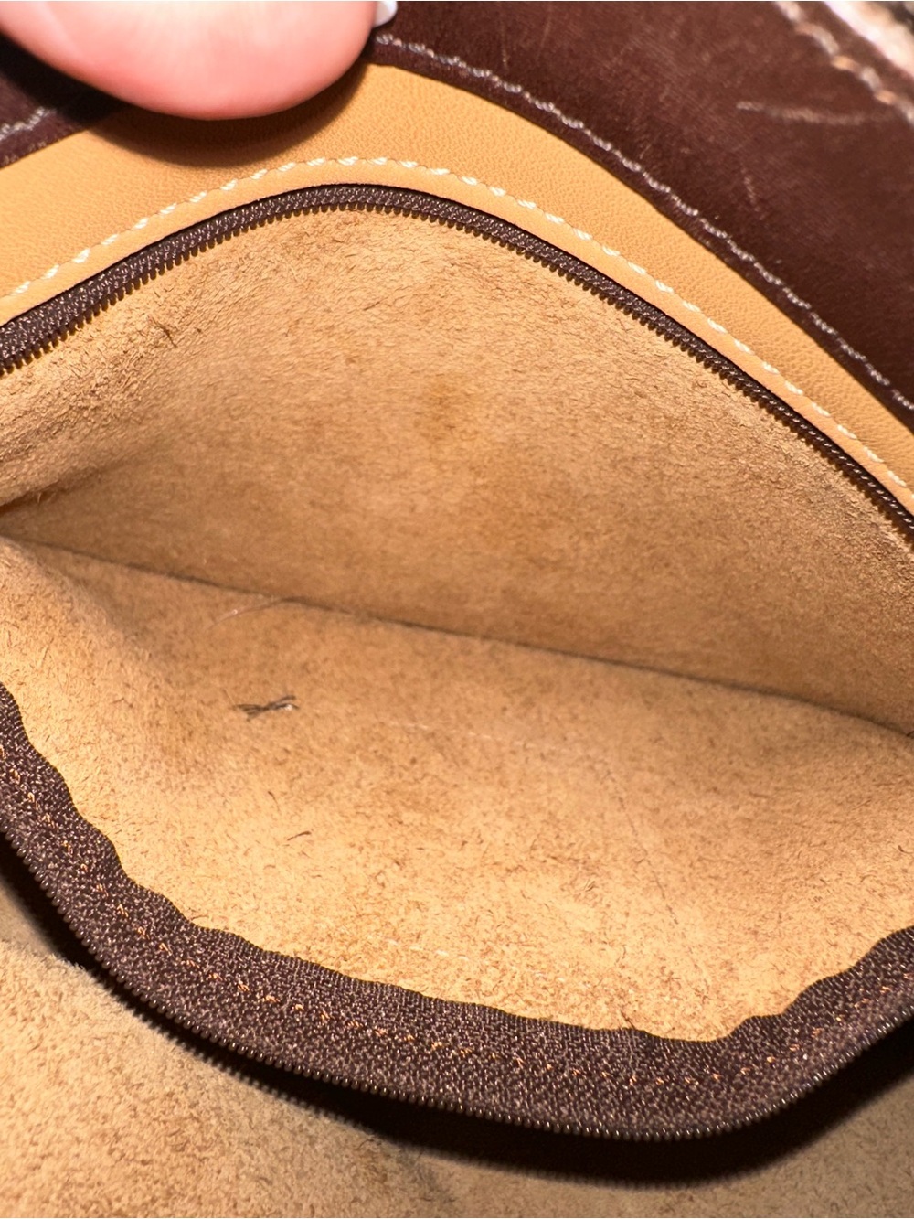 Coach Vintage Monterey Leather Shoulder Bag - Picture 15 of 16
